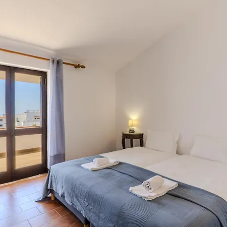 Semesterbostad #417 Sunny 2br Retreat Open Views Pateo Albufeira