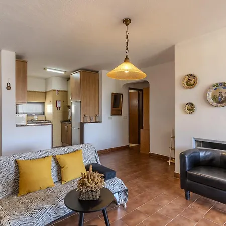 Vakantiehuis #417 Sunny 2br Retreat Open Views Pateo