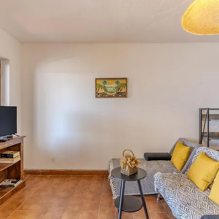 Vakantiehuis #417 Sunny 2br Retreat Open Views Pateo